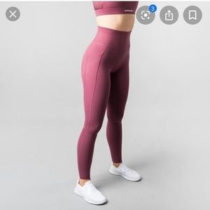 Alphalete Surface Pocket Legging Violet